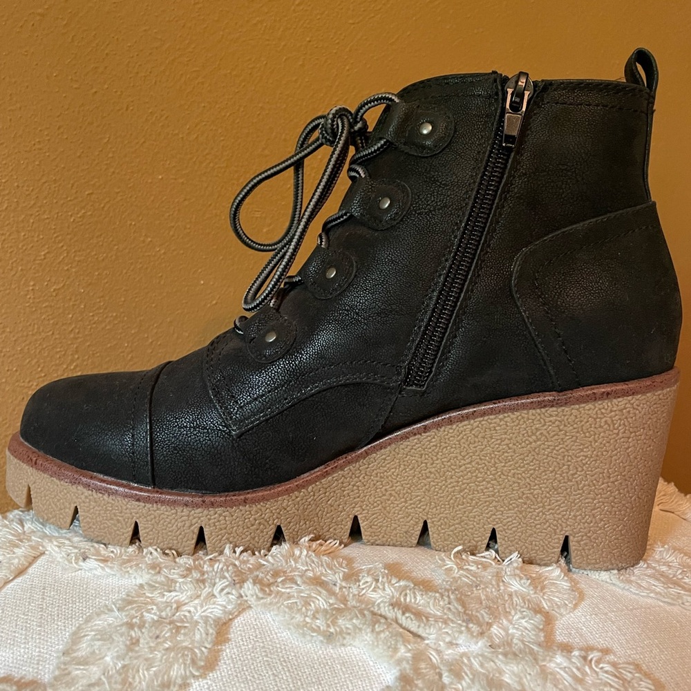 MIA GRANT WEDGE BOOTIES- Black - Size 10